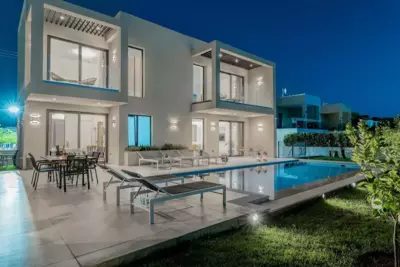 AKEA VILLAS - Tragaki