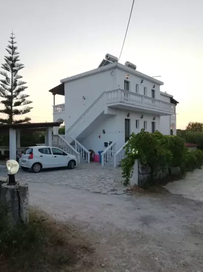 Rodis Studios - Tsilivi