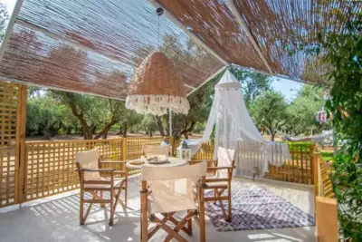 THIRES Guesthouse - Vasilikos