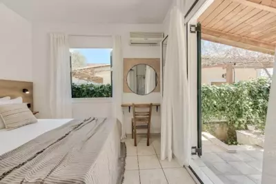 Santa Maroma Rooms & Houses - Vasilikos